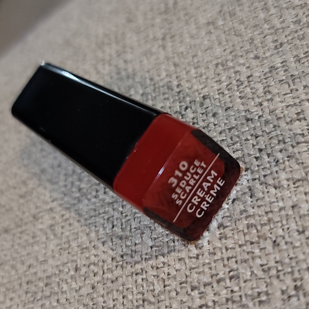 5/$20 CoverGirl 310 Seduce Scarlet Cream Lipstick